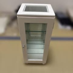 ホワイト ガラスケース ディスプレイケースのサムネイル