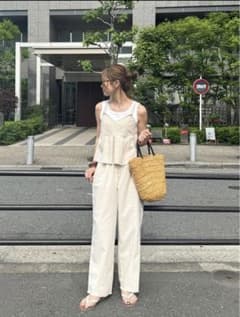 ISOOK デザインビスチェセットアップのサムネイル