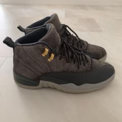 AIR JORDAN 12 ダークグレーのサムネイル