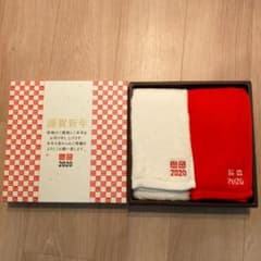 UNIQLO　非売品　紅白タオルのサムネイル