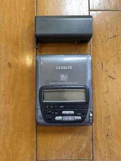 AIWA AM-F1 ポータブルMDプレーヤー ジャンク - メルカリ