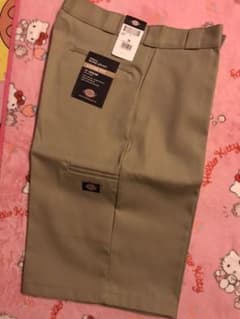 ！！⚠️お値下中⚠️！！Dickies ワークパンツ【ハーフパンツ】のサムネイル