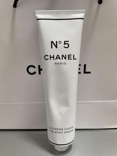 CHANEL 限定　NO5 ザ　ボディクリーム　チューブのサムネイル