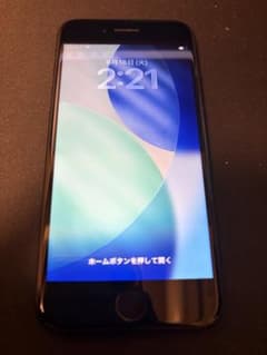 iPhone SE 第2世代 64GB ブラック SIMフリー 美品のサムネイル
