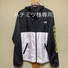 ノースフェイスマウンテンパーカー⭐️お値下げしました⭐️のサムネイル