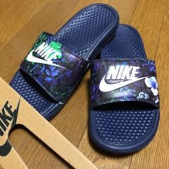 専用　　NIKE ナイキ ベナッシのサムネイル