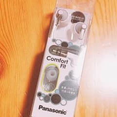 イヤフォンのサムネイル