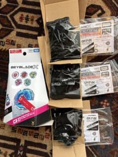 BEYBLADE X CX-17ランダムブースター Vol.10 3個セットのサムネイル
