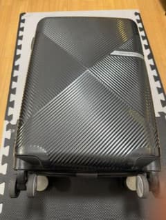 Samsonite ブラック スーツケースのサムネイル