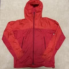 Columbia レッド ライトシェル ウインドブレーカーM 美品のサムネイル
