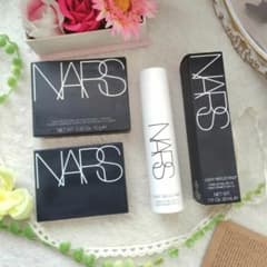NARS ライトリフレクティング セット ベースセット - メルカリ
