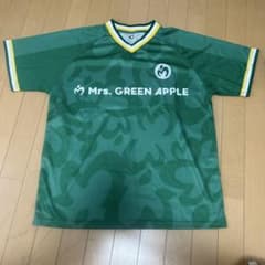 キ*ス様 Mrs. GREEN APPLE 10周年記念 ユニフォーム風Tシャツ - メルカリ