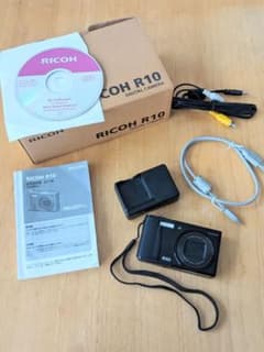 【動作確認済・美品】RICOH R10 ブラック 付属品・外箱コンプリート 動作確認済・美品】RICOH R10 ブラック 付属品・外箱コンプリート