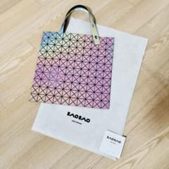 BAOBAO illusion トートバッグ ホワイトベース - メルカリ