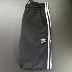 adidasオリジナルス ズボンのサムネイル