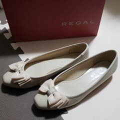 Fauve REGAL バレーシューズのサムネイル
