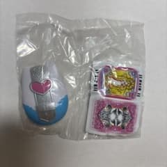 なりきりプリキュアDX4 ガチャガチャ カードコミューン キュアホワイトのサムネイル