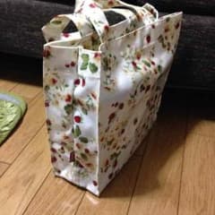 ピンクハウス♡いちごビニールトートのサムネイル