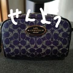 COACHのポーチのサムネイル