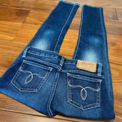 moussy マウジー　デニム　ストレートスリム　スキニー　23インチのサムネイル