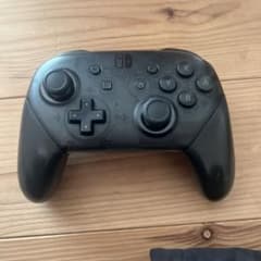 Nintendo Switch Pro Controller ブラックのサムネイル