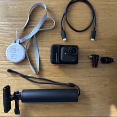 （値下げ可）Insta360 GO Ultra クリエイターバンドルのサムネイル