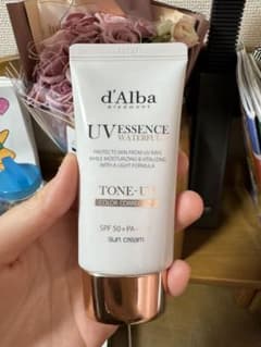 ダルバ トーンアップUVエッセンスのサムネイル