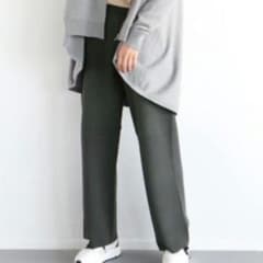YORT ニットワイドパンツのサムネイル