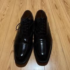 黒 レザー キャップトゥ ドレスシューズのサムネイル