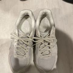 ASICS GELシリーズ ホワイトスニーカーのサムネイル