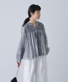 かぐれ ピグメントダイピンタックブラウス kagure DOORS かぐれ ピグメントダイピンタックブラウス kagure DOORS - メルカリ