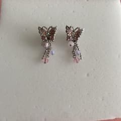 ANNA SUI バタフライモチーフ 2wayピアスのサムネイル