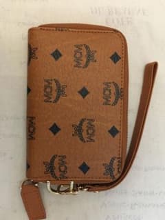 レア 新品 スマホケース MCM エムシーエムのサムネイル