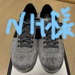 GUCCIメンズ シルバーグリッター スタッズ付きスニーカー - メルカリ