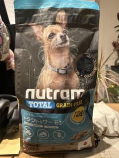 nutram TOTAL GRAIN-FREE トラウト＆サーモン 12lbsのサムネイル