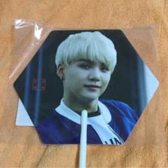 防弾少年団 SUGA シュガ うちわのサムネイル