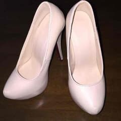 ベージュのパンプス❤のサムネイル