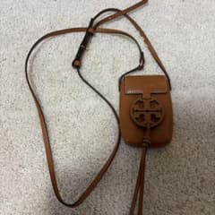 TORY BURCH スマホショルダーバッグのサムネイル