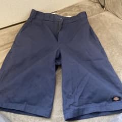 Dickies ルーズフィット ネイビーショートパンツ　紺色のサムネイル