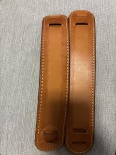 HERZ ヘルツ BIG肩当て 2個セット 本革 レザー キャメル(KO-74) HERZ ヘルツ BIG肩当て 2個セット 本革 レザー キャメル(KO-74) - メルカリ