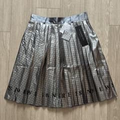 セントアンドリュースSt ANDREWS スカート シルバー 新品未使用タグ付 セントアンドリュースSt ANDREWS スカート シルバー 新品未使用タグ付