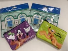 ディズニー チケット柄 ポーチ グーフィー プルート 2点セットのサムネイル