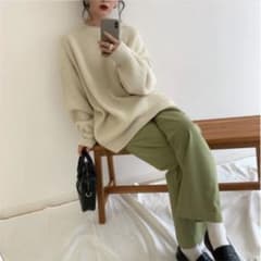 カラーストレートパンツのサムネイル