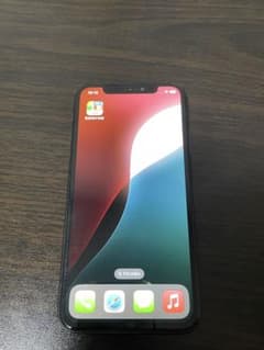 Apple iPhone xs 256GB ブラック SIM フリーのサムネイル