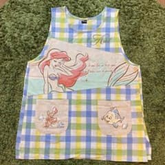 保育士エプロン　アリエル　幼稚園　保育　ディズニーのサムネイル