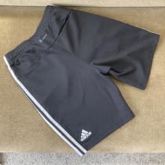 adidas ハーフパンツ ブラック Sサイズのサムネイル