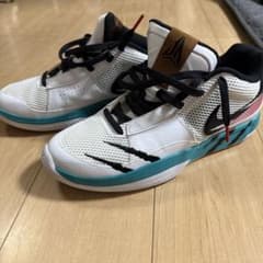 Nike バスケットボールシューズ Ja1 2〜3回使用品のサムネイル