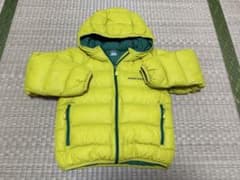 【美品】mont-bell ダウンコート 110cm イエローのサムネイル