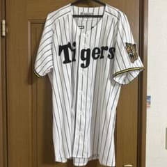 阪神タイガース 佐藤輝明 ユニフォーム 8 - メルカリ