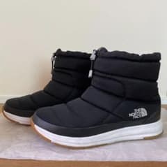 THE NORTH FACE　ヌプシ　ブーツ　　ウォータープルーフ　防水　防寒のサムネイル